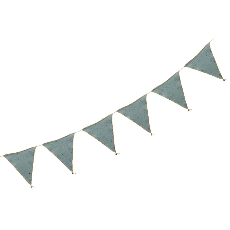 Handla nu Babylove, vimpel till barnrummet, mint