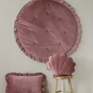Moi Mili, rund lekmatta med volanger i sammet, dirty pink Snabb leverans