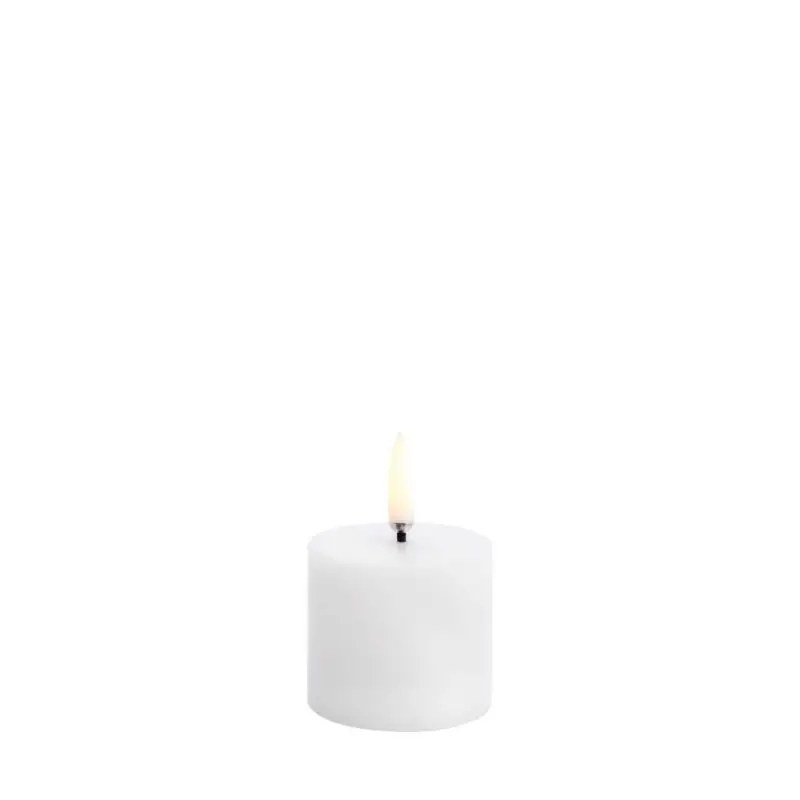 Uyuni – Led Blockljus Med Timer Vit Ø5×4,5cm Kampanjpris