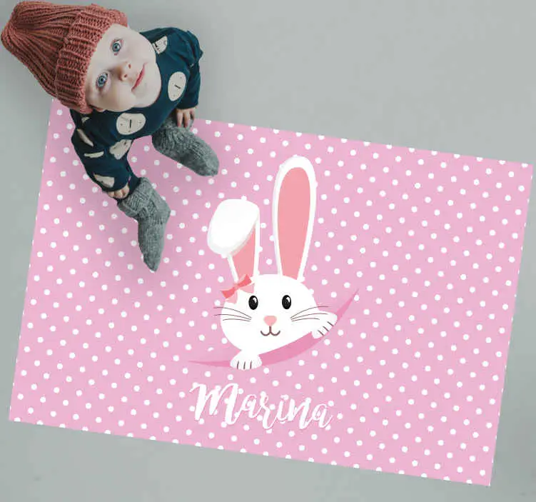 Köp online Vinylmatta namn kaninprickar och cirklar