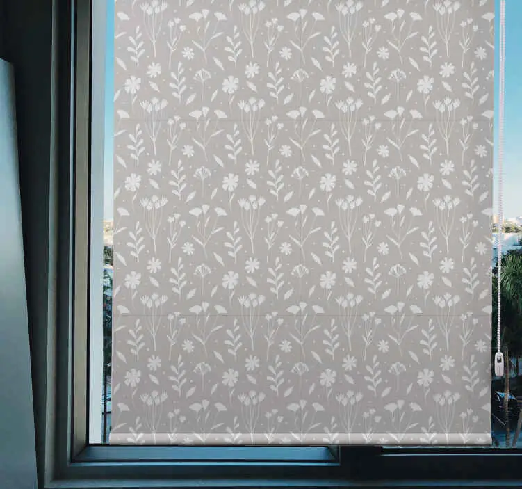 Grå mild blomning Rullgardin blommor och växter Fynd