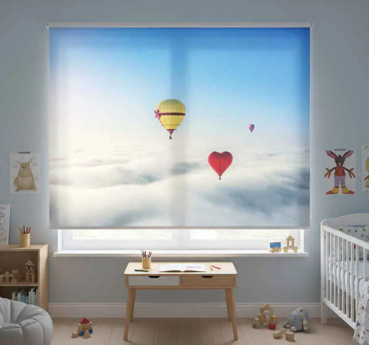 Lågt pris Rrullgardin barn hjärtformad ballong i himlen